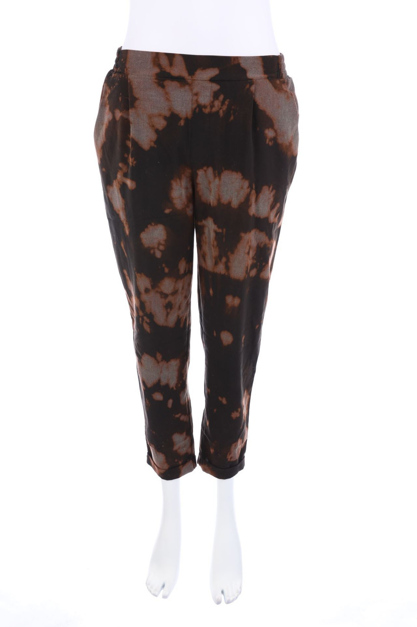 PULL&BEAR - Bundfaltenhose mit Print - M