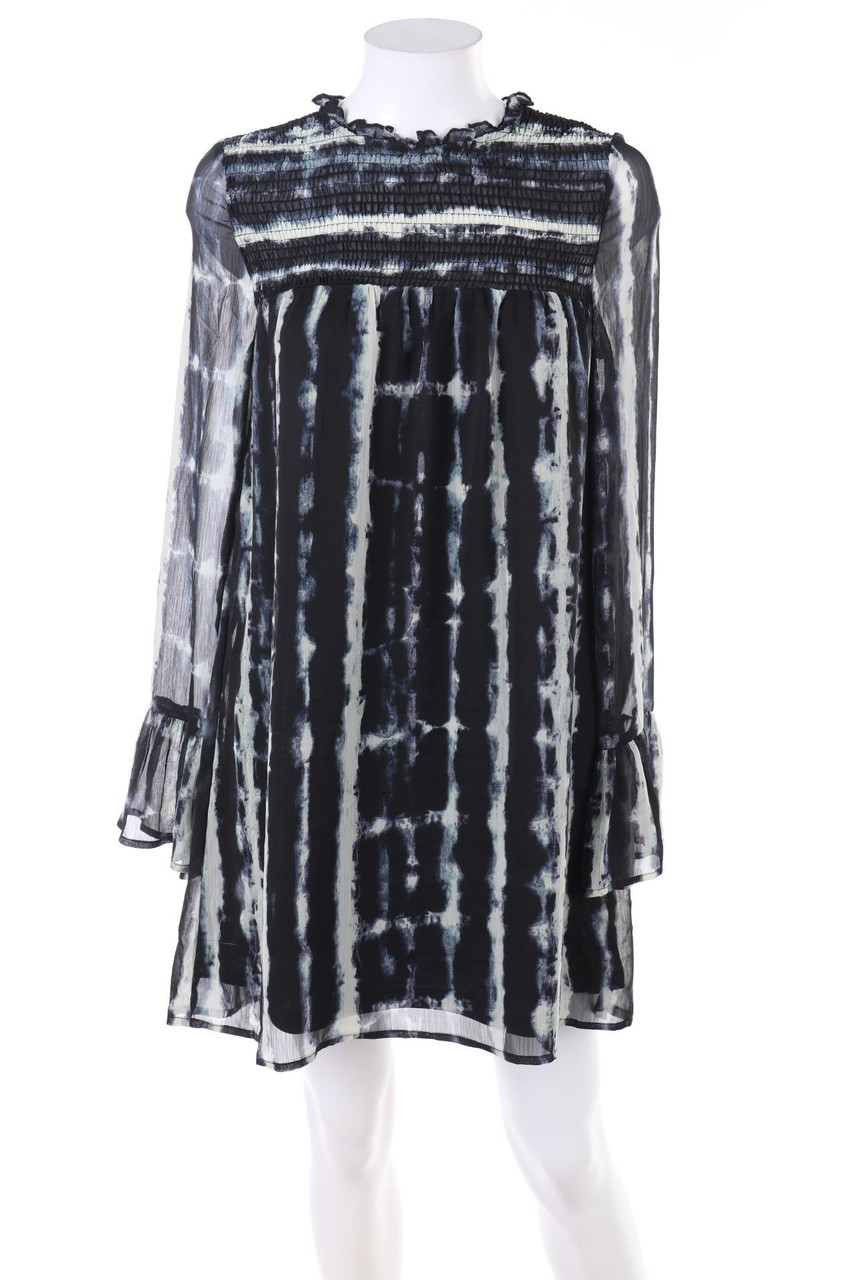 Stradivarius - Batikdress, Smok Detailing - S