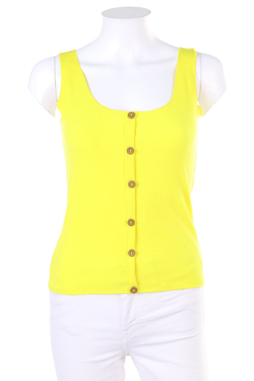 No Label - Top with Buttons - S