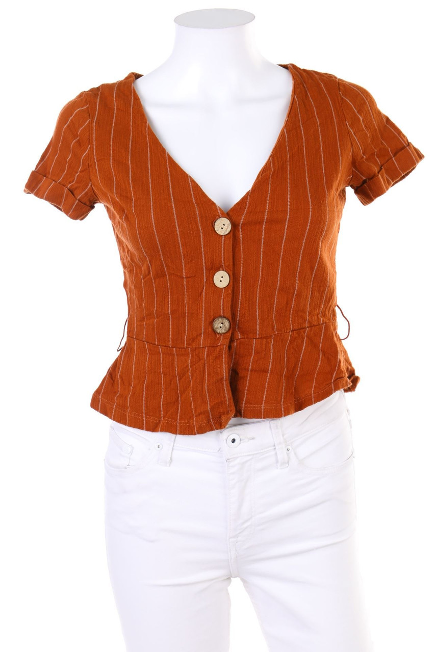 Bershka - Cropped-Shortsleeve Blouse with Buttons - D 32