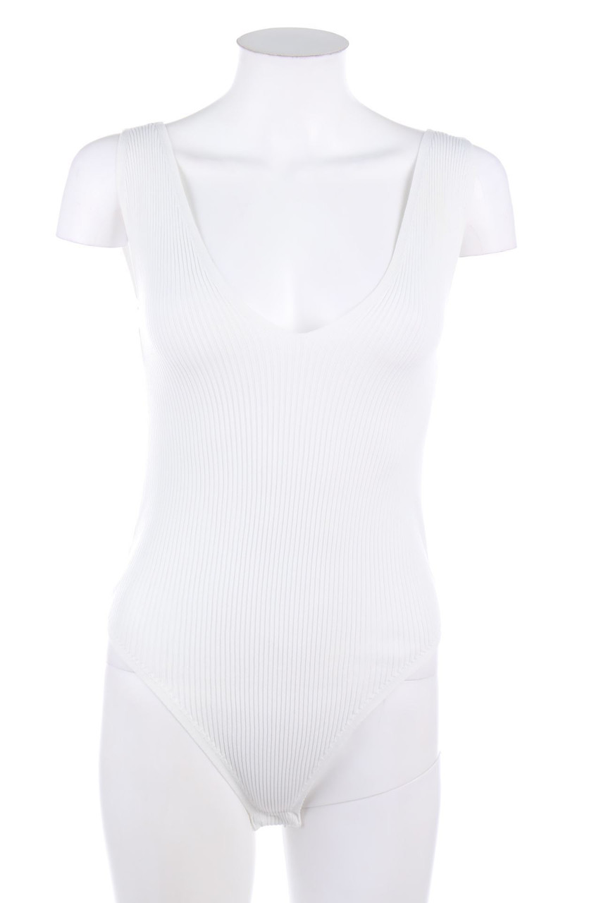 No Label - Sleveless Body - D 32