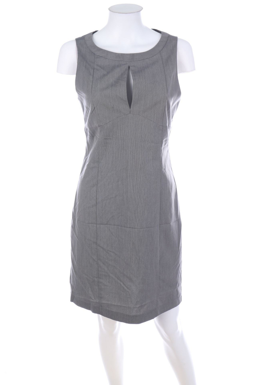 SISLEY - Etui-Kleid mit Cut-out - S