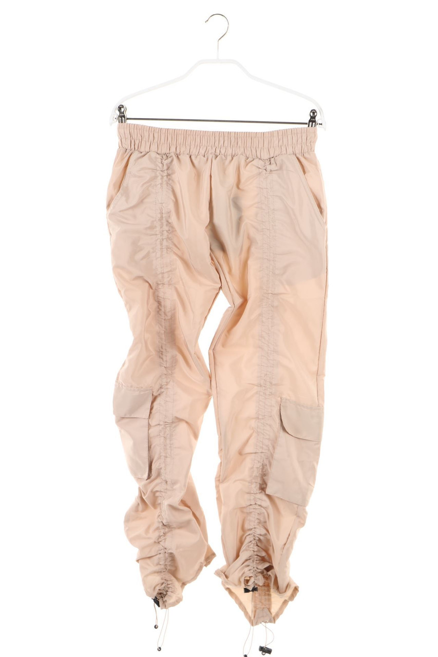 PRETTYLITTLETHING - Cargo-Hose mit Raffungen - D 32