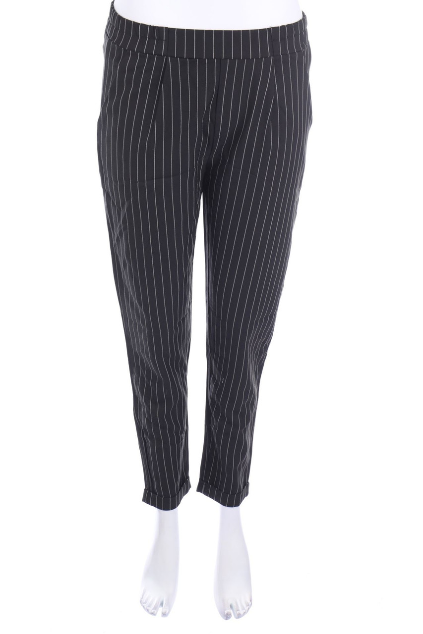 VERA & LUCY - Jogger-Hose mit Nadelstreifen - S