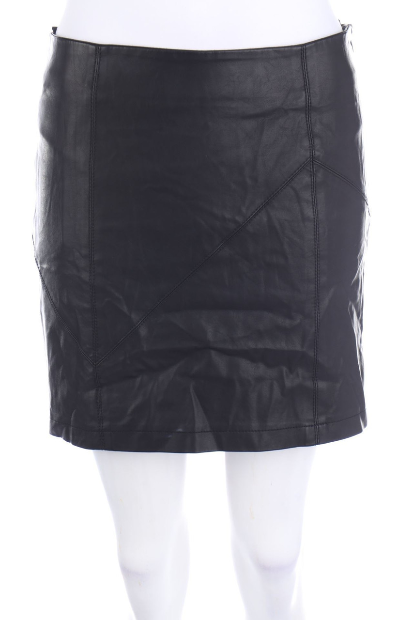 Noisy May - Faux Leather-Rock - S