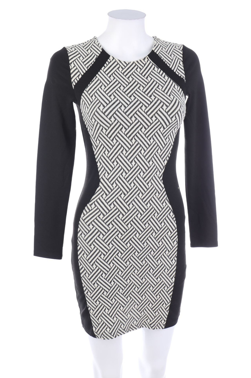 H&M DIVIDED - Etui-Kleid - D 34