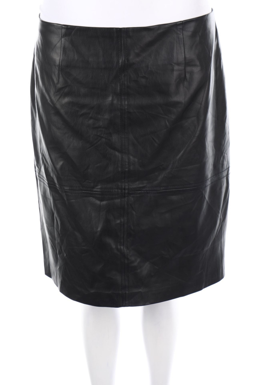 comma - Faux Leather-Rock - D 40