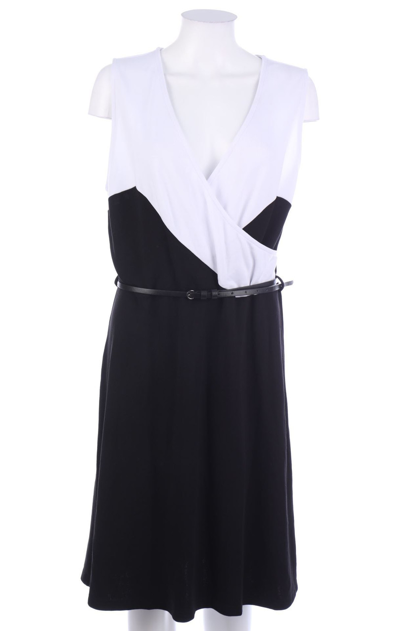 ANNA FIELD - Two Tone-Dress with Belt - D 42
