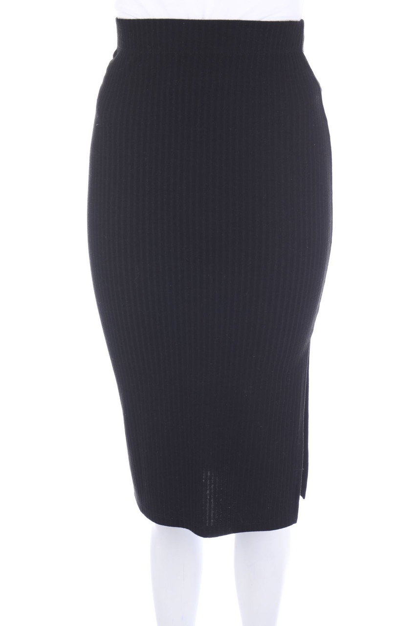 No Label - Skirt with Slit - D 32