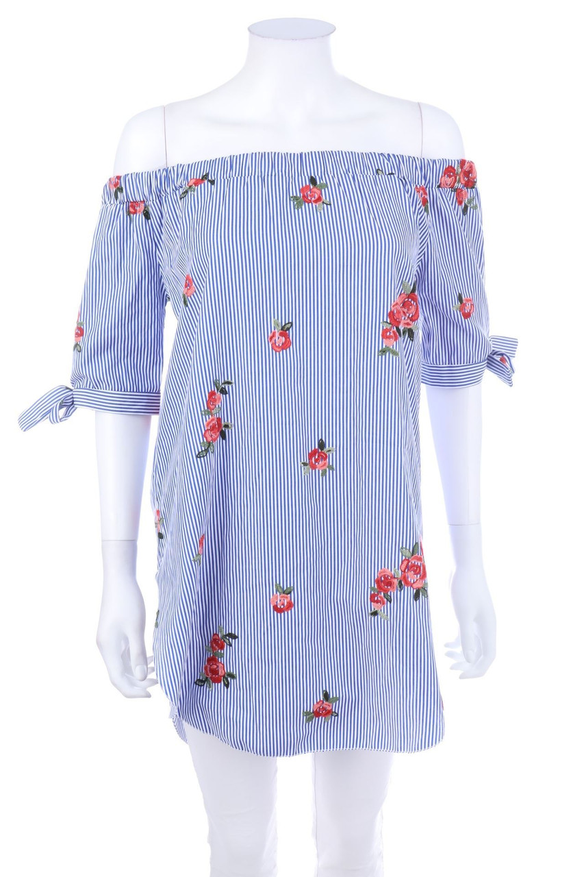 No Label - Off-the-shoulder blouse with Embroideries - M