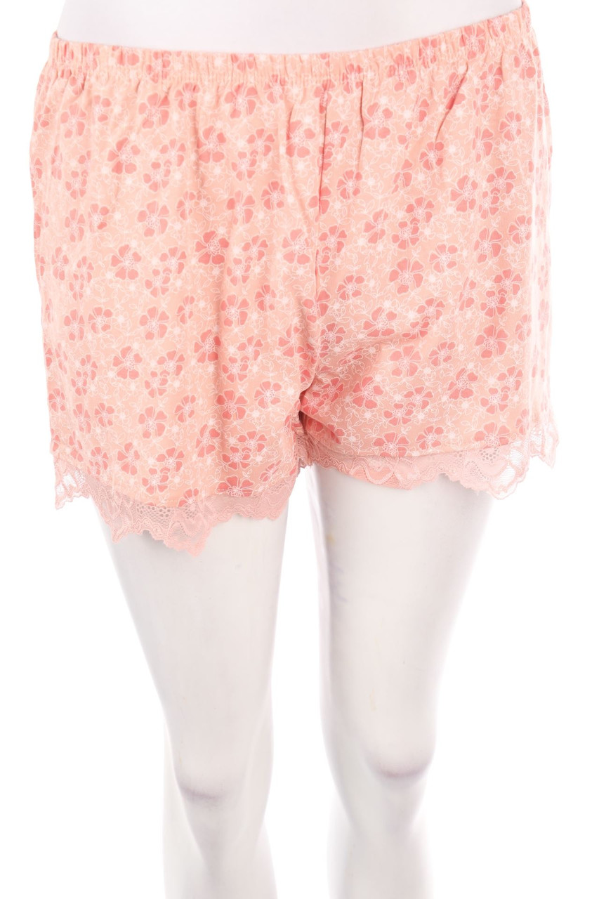 esmara - Shorts with Flower Print - S