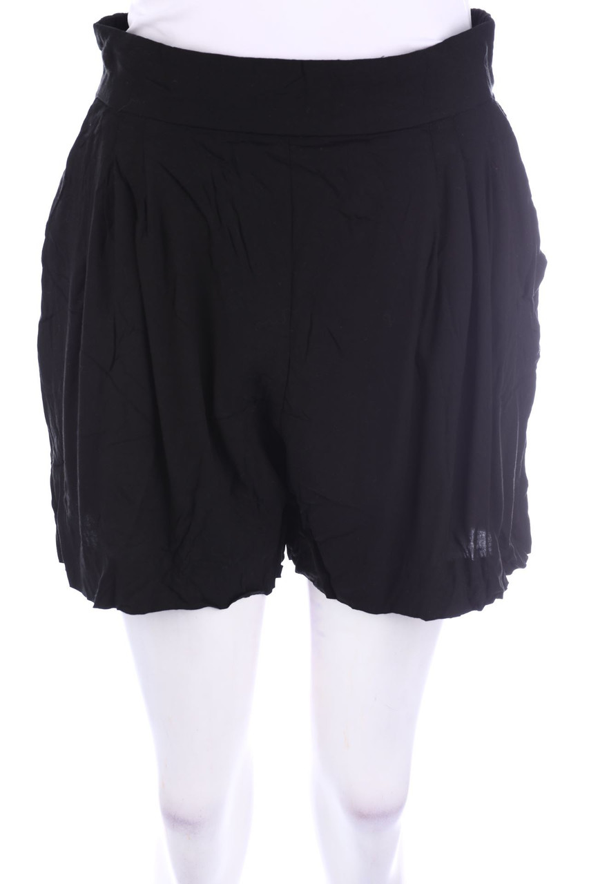 H&M - Shorts - L