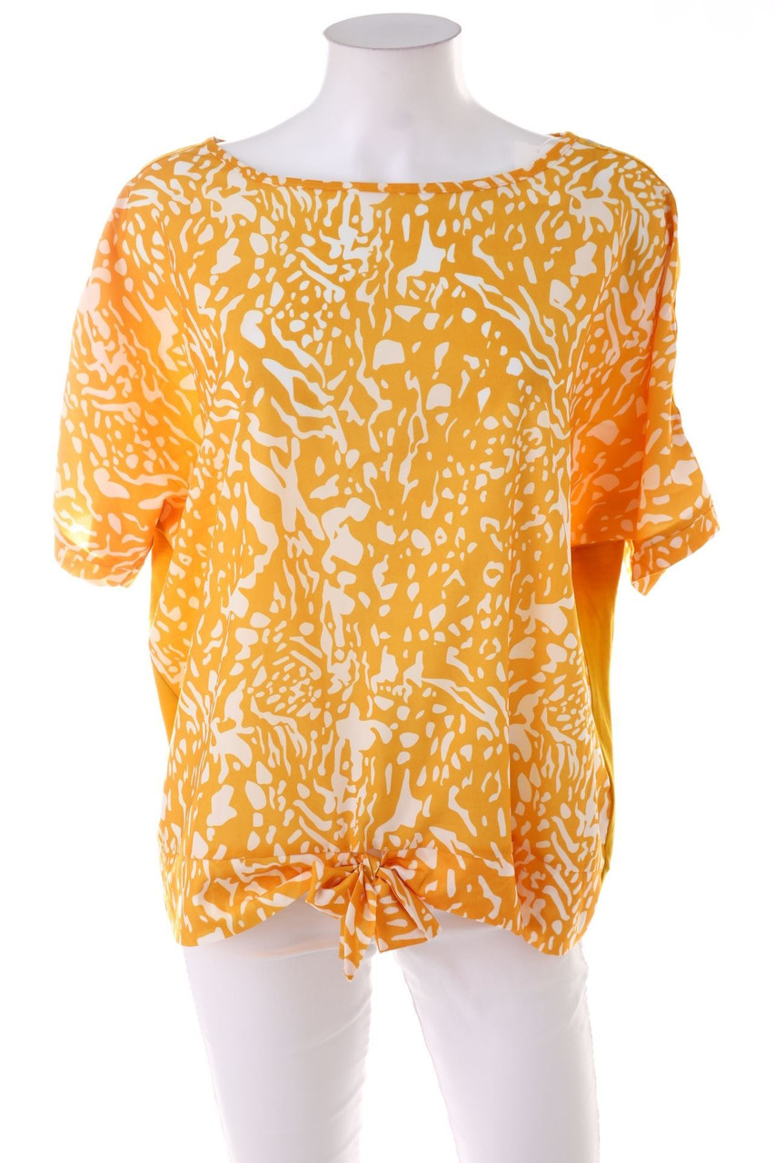 TAKKO - Shortsleeve Blouse with Print - D 48