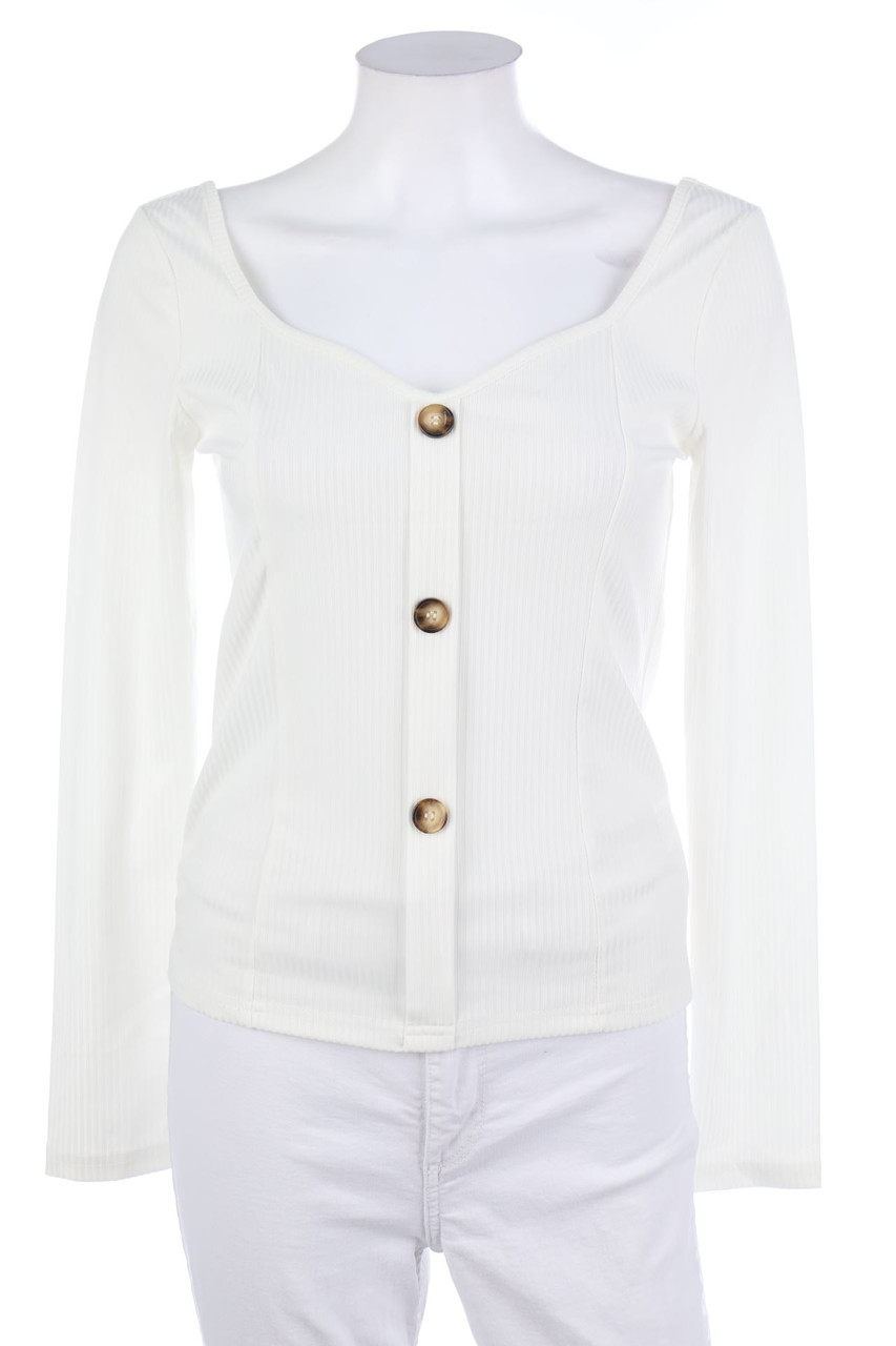 SHEIN - Longsleeve-Shirt mit Schmuck-Knöpfen - M