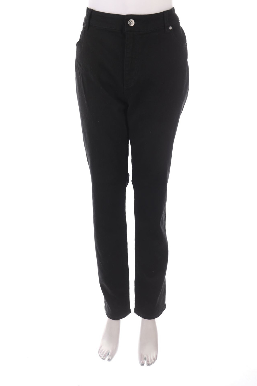 C&A - Straight Cut Jeans - 48