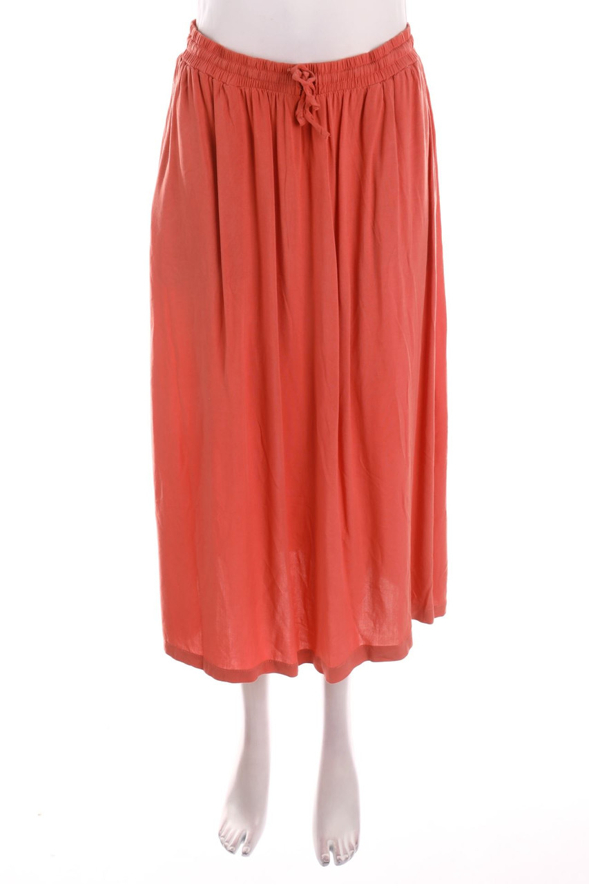 No Label - Midi Skirt with Slit - D 40