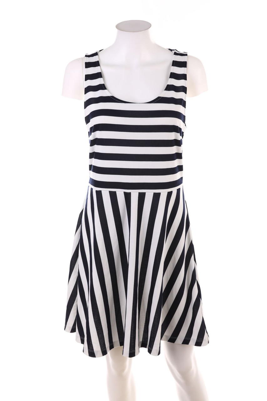 H&M - Skater-Kleid - M