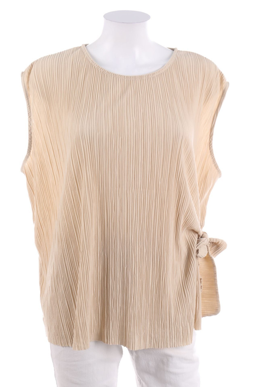 No Label - Top to tie - D 48