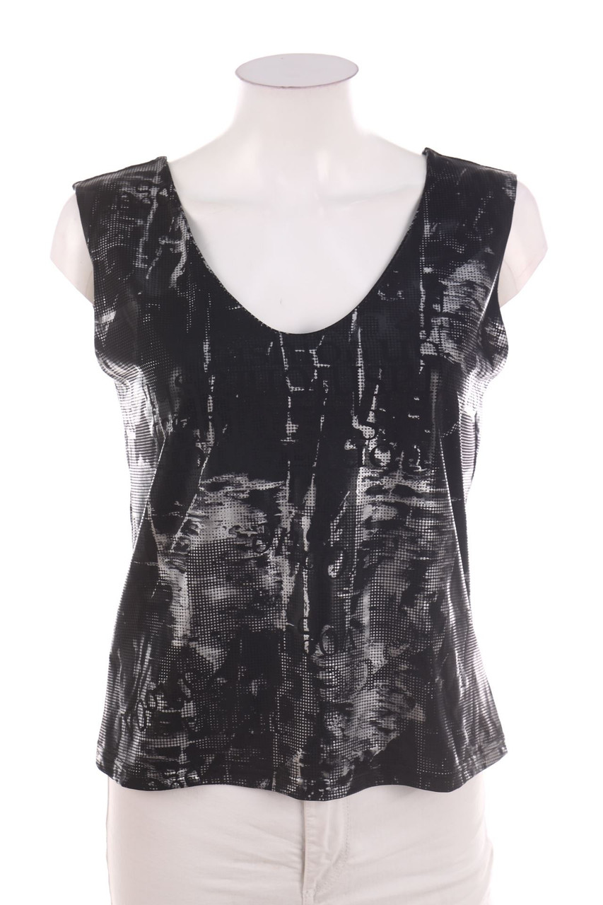 No Label - Top with Print - D 44