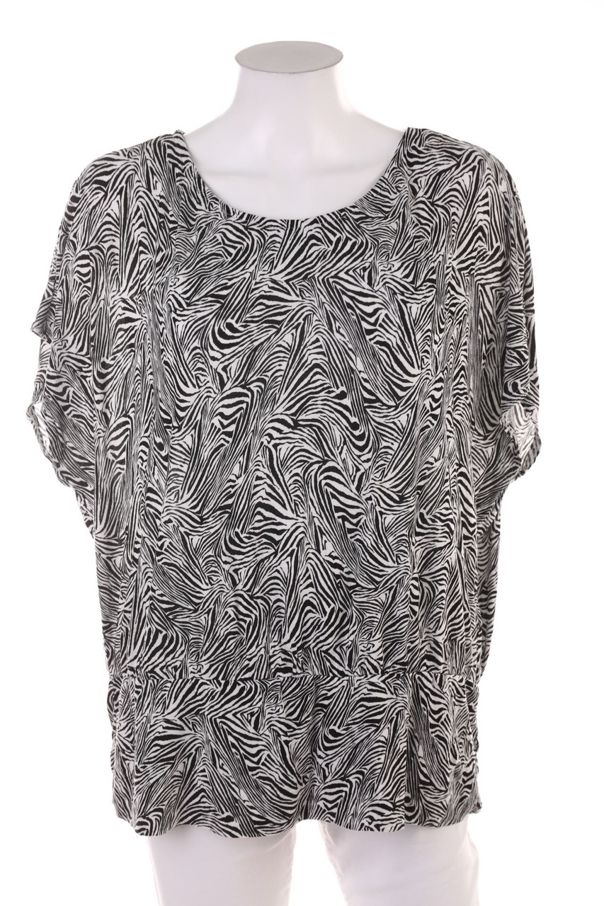 Janina - Kurzarm-Shirt - 2XL