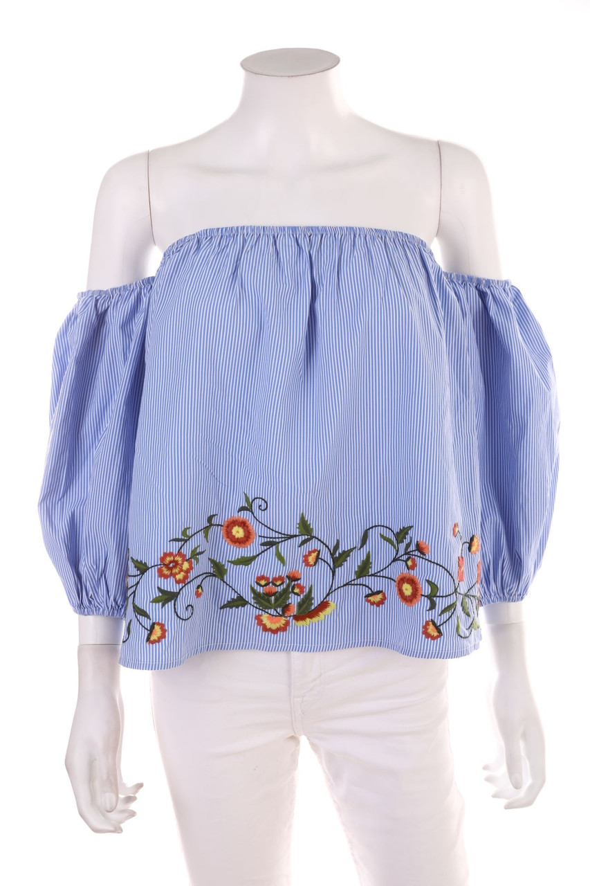 Stradivarius - Off-the-shoulder blouse - M