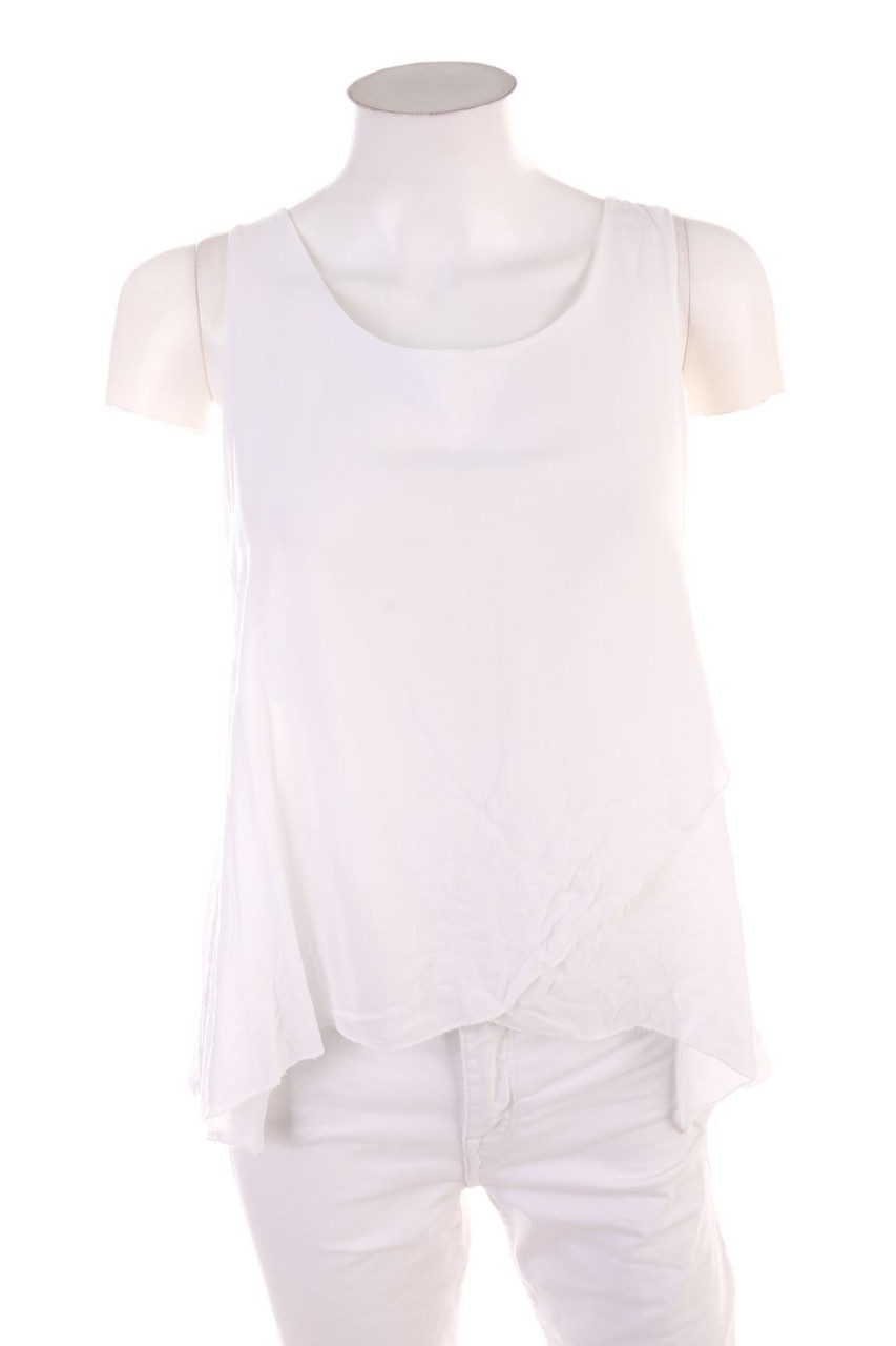 No Label - Top with Asymmetrical Cut - D 44