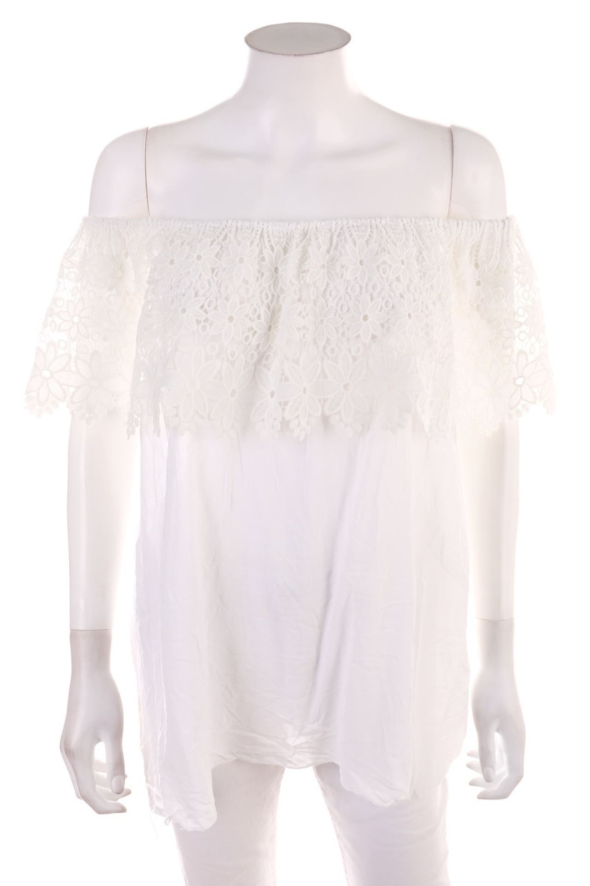 No Label - Off-the-shoulder blouse with Lace - D 46