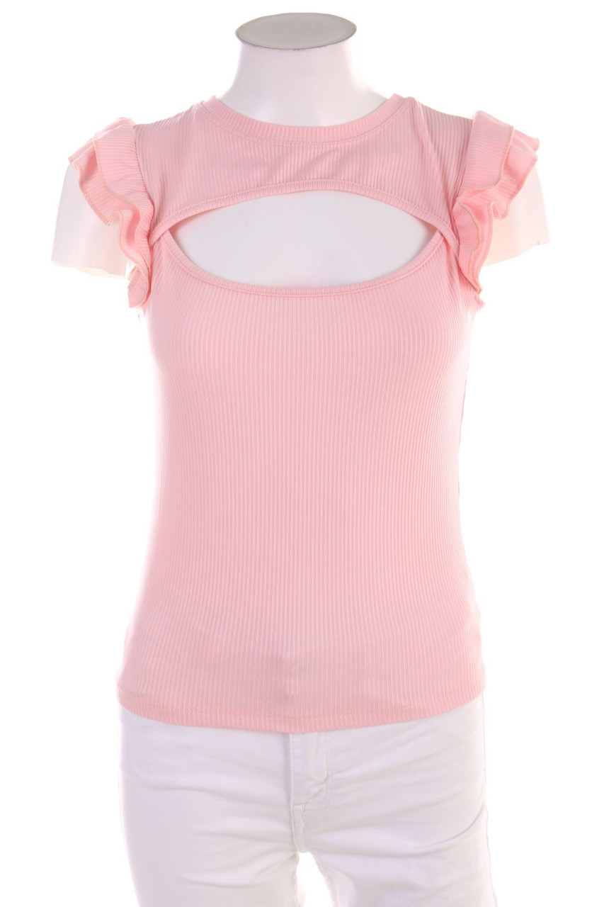 No Label - Shirt with Cut-Out - D 36