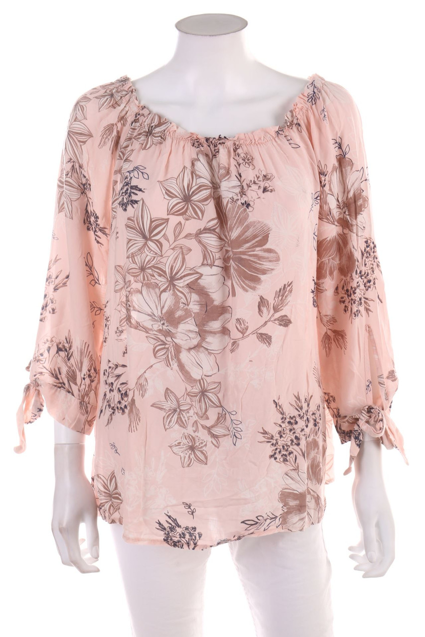 No Label - Off-the-shoulder blouse with 3/4-Sleeves - D 46