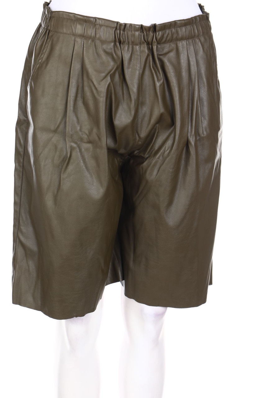 roberto collina - Faux Leather-Shorts with Ruffles - M